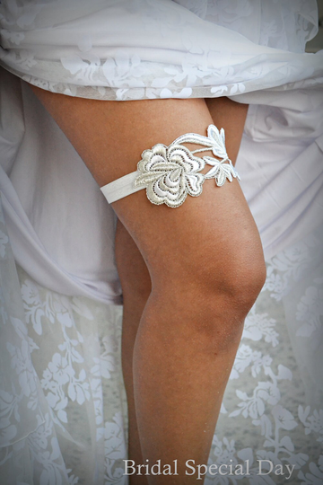 Silver Garter, Lace Wedding Bridal Garter Set, Orange Grey Gift, Accessory
