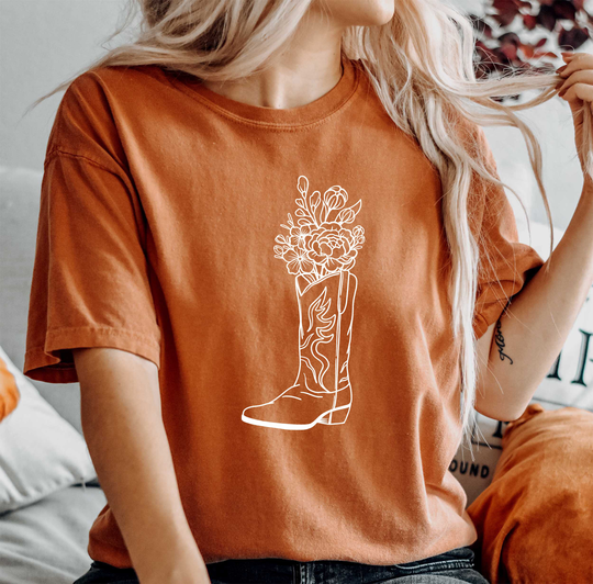 Comfort Colors Celestial Aesthetic Floral Shirt, Top, Art Comfy Oversized Shirt