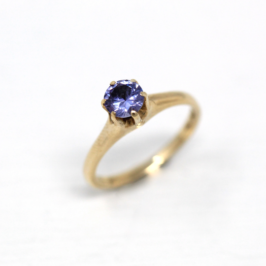 Sale - Created Color Change Sapphire Ring Retro 10K Yellow Gold Violet Blue Purple .44 Ct Stone Circa 1960S Era Size 4 3/4 Fine Jewelry