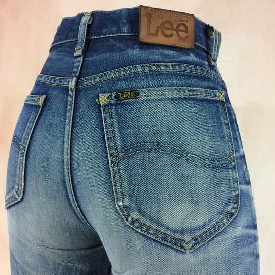 Size 26 Vintage Lee Riders Distressed Faded Jeans Mid Waisted 90's Western Petite Mom Classic Boyfriends Made in Japan