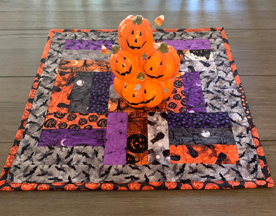 Halloween Table Topper Quilt, Pumpkins, Cats, Spiders, Black, Orange, Purple, Handmade