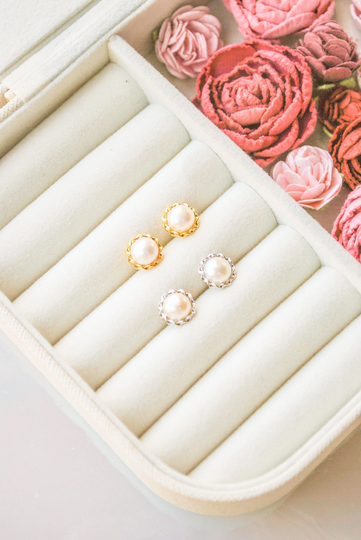 Pearl Stud Earrings, Pearl Jewelry, Freshwater Pearls, Scalloped Earrings, Sterling Studs, Pearl Earrings, Gold Filled Earrings, Dainty Earrings