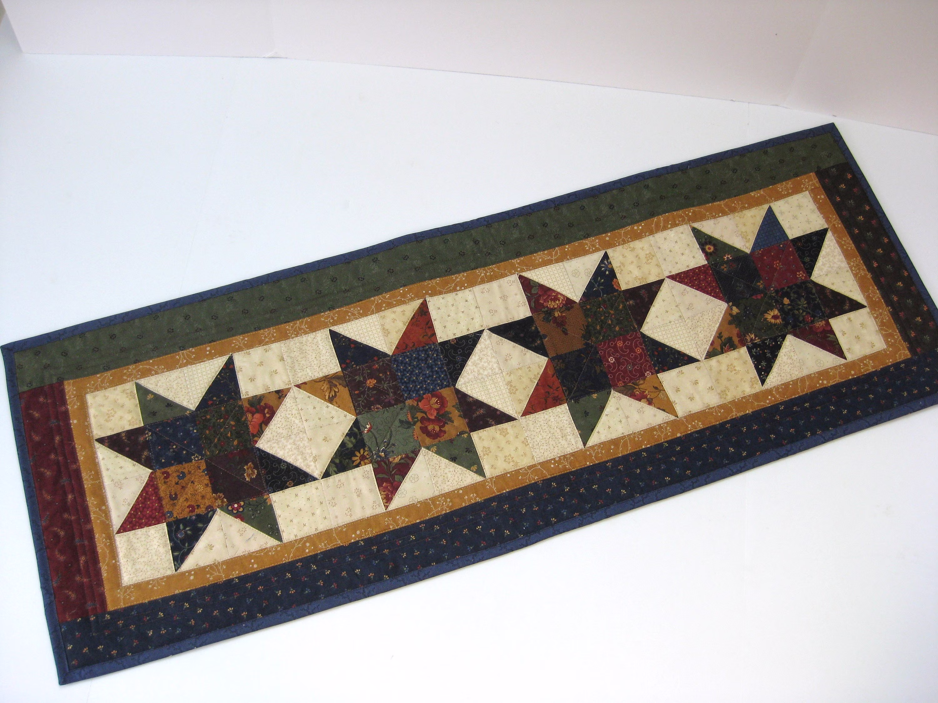 Quilted Table Runner, Star Country Handmade