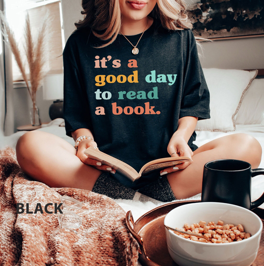 Comfort Colors® Its A Good Day To Read Shirt, Retro Bookish Shirt, Retro Reading T-Shirt, Librarian Shirt Retro, Retro Aesthetic Clothes