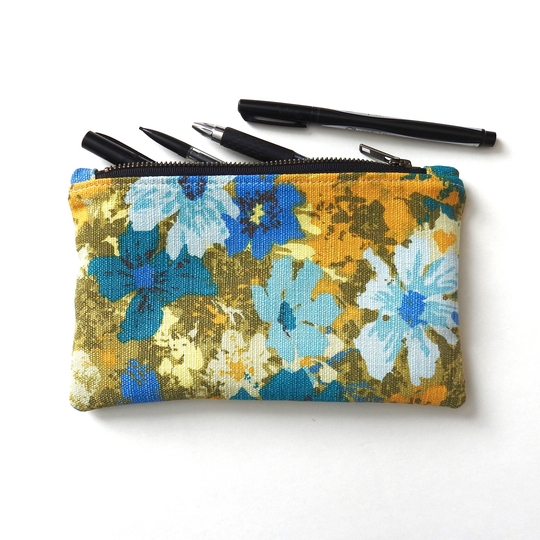 Floral Pencil Case, Medium Zipper, Vintage 1960S Fabric
