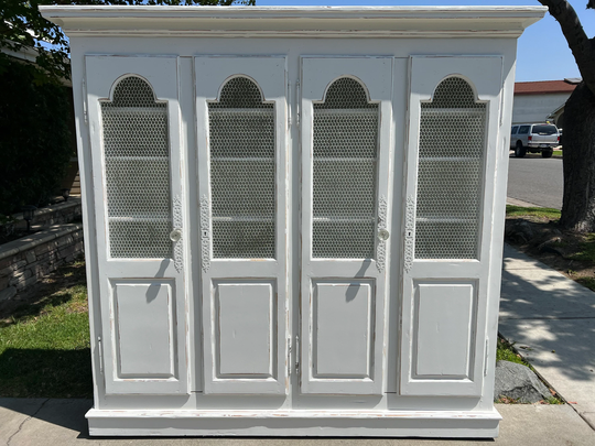 Vintage White Distressed Wood One Piece China Cabinet Hutch Armoire Buffet Storage Furniture With Crystal Knobs Chicken Wire