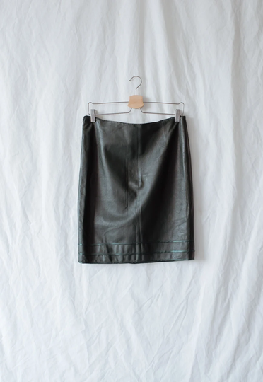 Vintage Mid Waist Pencil Skirt in Moss Green Soft Leather M