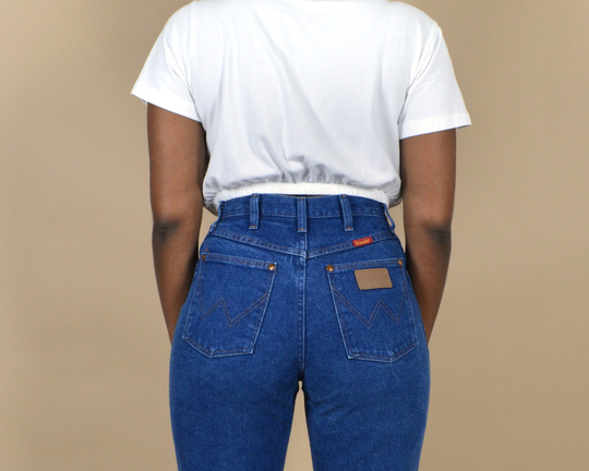 Wrangler Size 25 Dark Wash 90S/Y2K Western Jeans