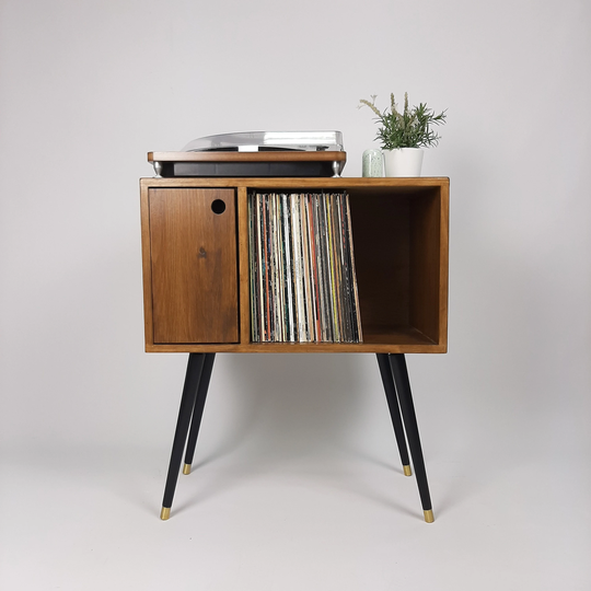 Compact Classic Sideboard | Media Console With Black Legs Mid Century Modern Design