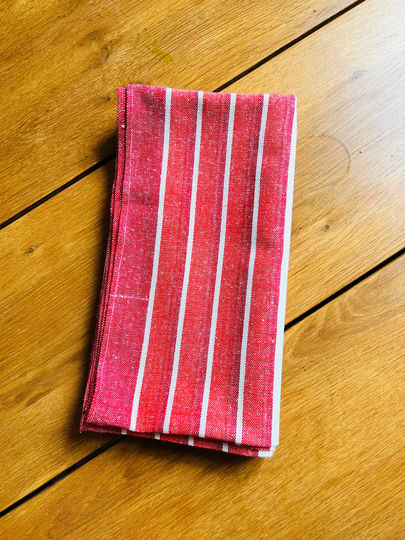 Vintage Mid Century Table Cloth /Table Linen, Home Decor, Red White
