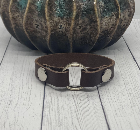 Handmade Leather Bracelet For A Ring, Widow Jewelry, Loved One's Sentimental Ring Holder, Memorial Gift, Wear Husband's Wedding Band