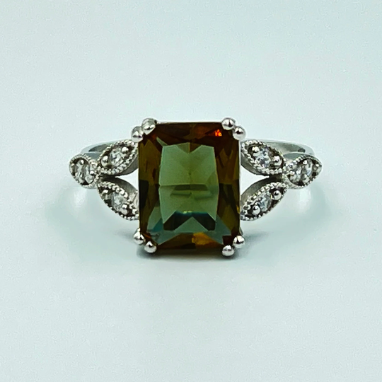 Color Change Stone Zultanite Silver Ring - Can Be Gifted To People Of All Ages - Square Cut Ring-Gift For Her-Gift For Birthday