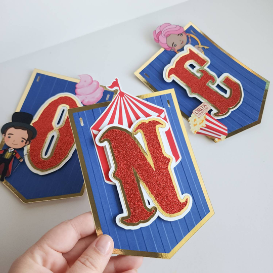 Showman Banner 3D | Customize