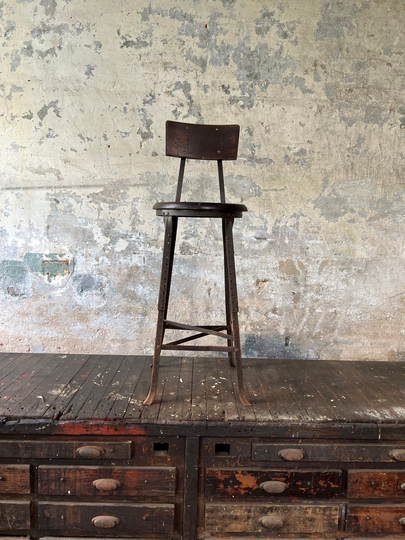 Industrial Angle Steel Stool Factory Chair Adjustable Seating