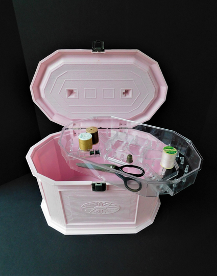 Large Vintage Lerner Sewing Box With 1 Removable Tray, Craft Box, Pink With Clear Tray