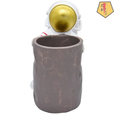 Resin Spaceman Pen Holder, Astronaut Stand For Desk Pencil Holder Pen Cup Desk Organizer Statue Decoration For Office, Classroom, Home