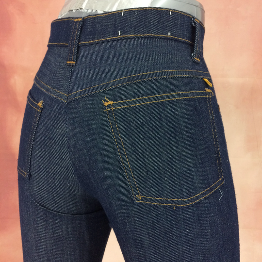 Size 25 Farah Vintage 70's Wide Leg Jeans Mid Waisted Tiny Small Waist Flared Petite Mom Boyfriend Girlfriend