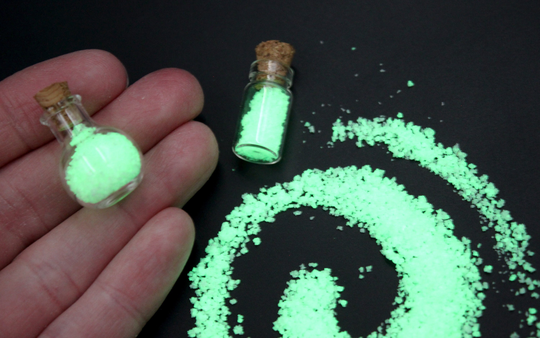 Glow in The Dark Pixie Dust - 4 Grams Bag For Miniature Necklaces, Keychains & Fairy Crafts Luminescent Garden Pebbles