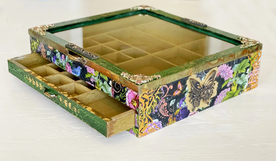 Large Trinket Box, Accesory Holder, Mini Chest Of Drawer, Storage Box With Butterflies, Desk Organization, Box For Collectibles