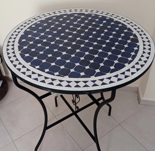 Garden Round Mosaic Tile Coffee Table Art - Craft For Outdoors Designed By Helloofez