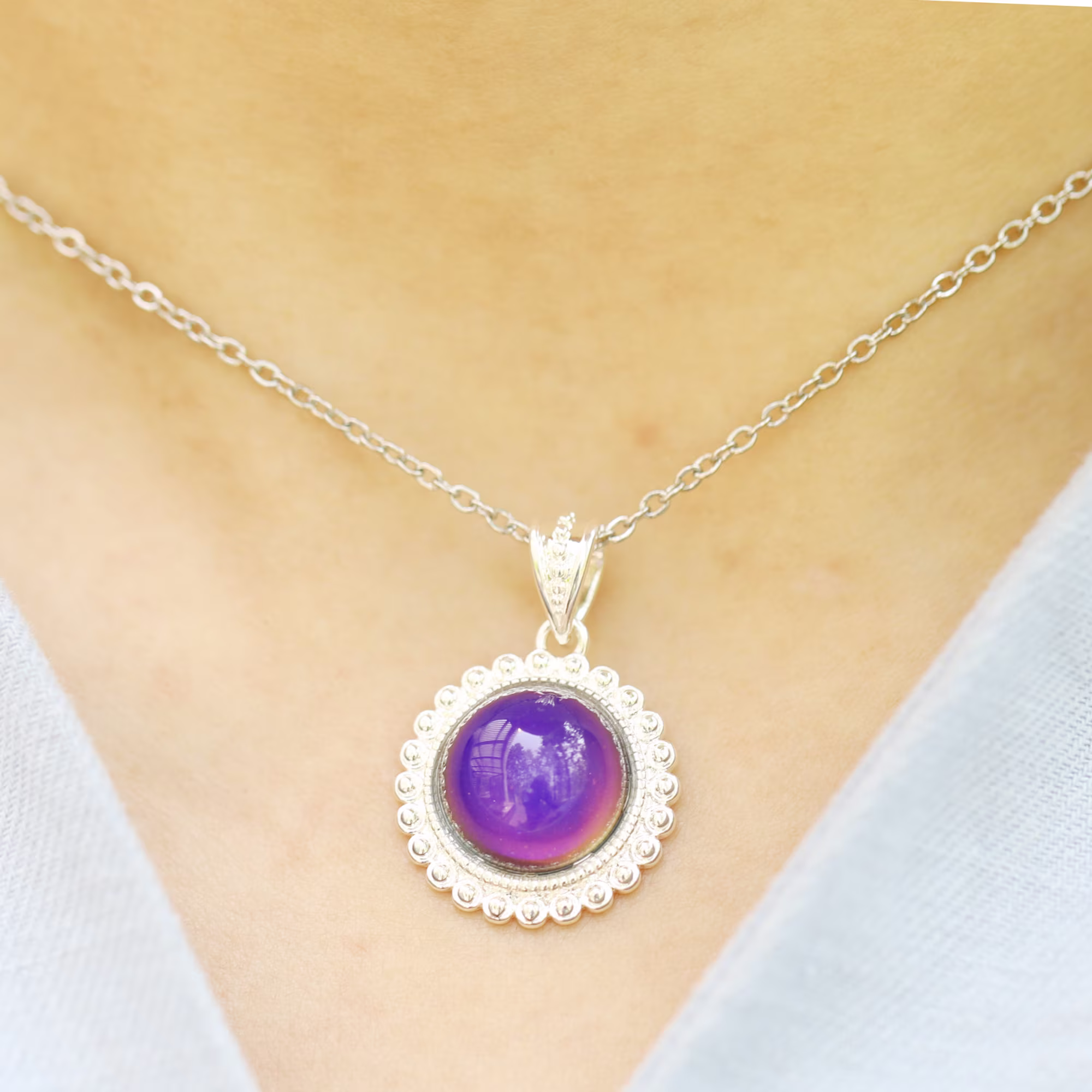 Magic Color Change Mood Gemstone Pendant Necklace