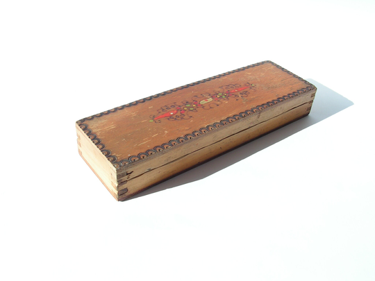 Vintage Wooden Pen Box Pencil Case Pyrography Pen Holder Socialist Period Hand Painted Pencil Student School Supplies