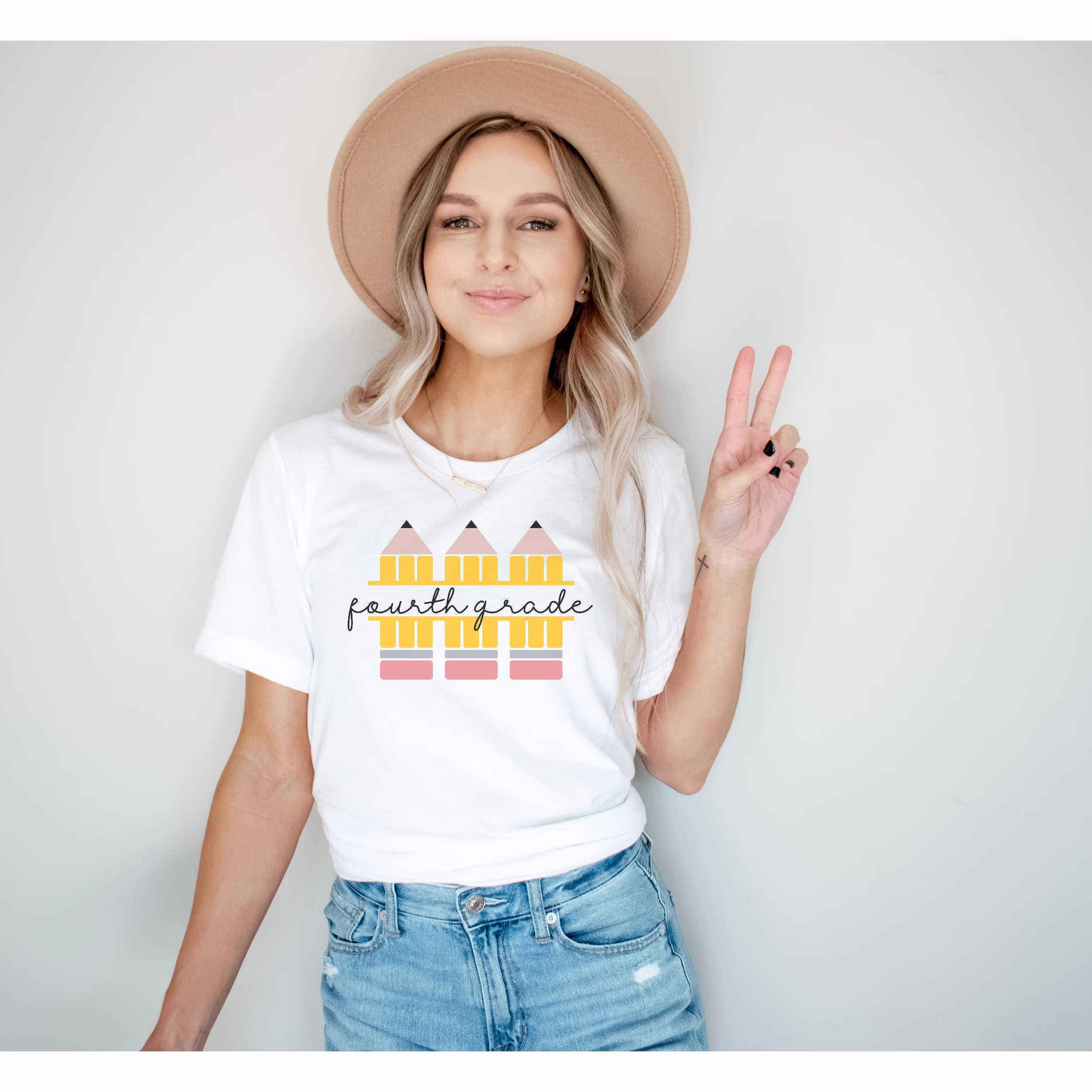 Fourth Grade Teacher Shirt, 4Th Pencil Cute Fall Teaching Outfit, Elementary Shirts, Level Matching Gift
