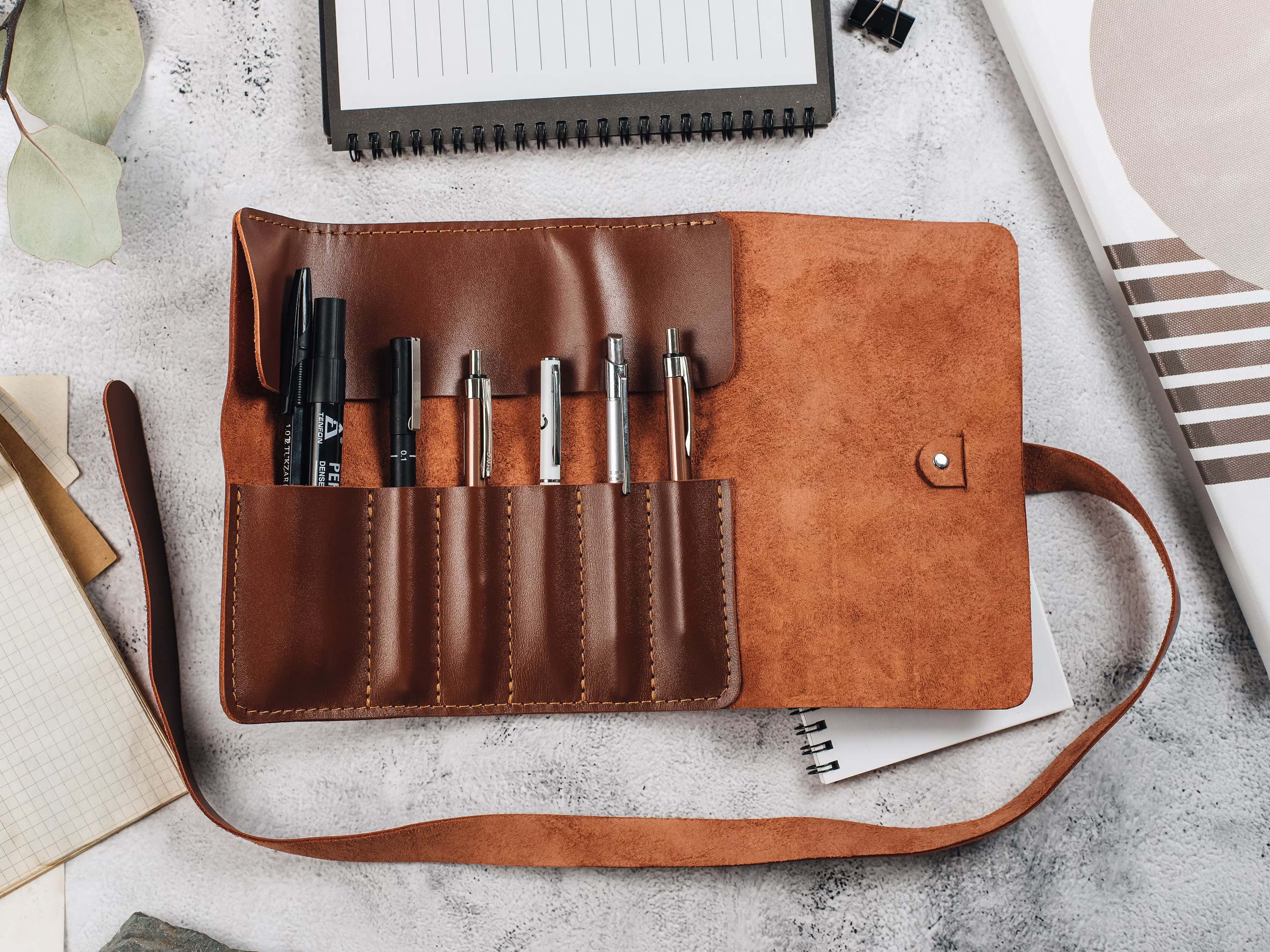 Brown Leather Organizer, Custom Pencil & Paint Brush Roll, Back To School, Personalized Tool Case, Artist Wrap Pouch, Travel Teacher Gift