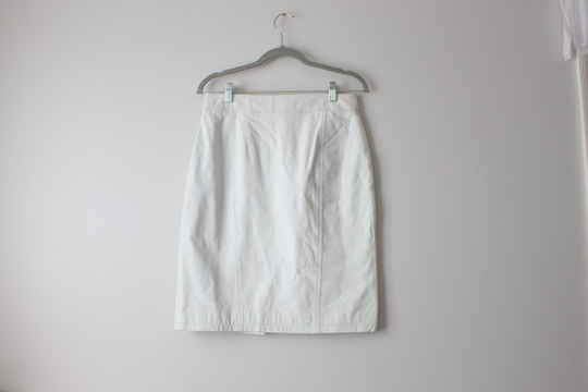 Vintage White Leather Pencil Skirt..size Medium.retro. Designer Skirt. Pencil Hippie. Boho. Mod. Classic. Biker Chic. Vintage Size 12
