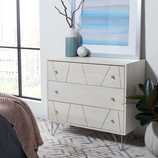 SAFAVIEH Marigold 3-Drawer Storage Bedroom Chest