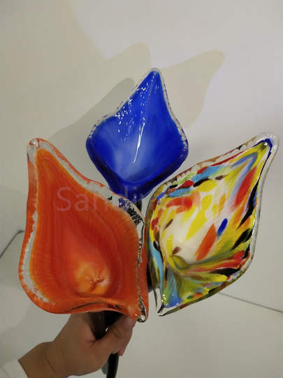 Custom Color Of 20Pcs Hand Made Blown Glass Lily Flowers Decoration, Festival Gift Flowers, Christmas Decorations Flower Art