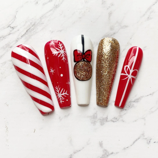 Reusable Christmas Themed Candy Cone Snow Flake Ornaments Ribbon Gold Glitter Red Press On Nails