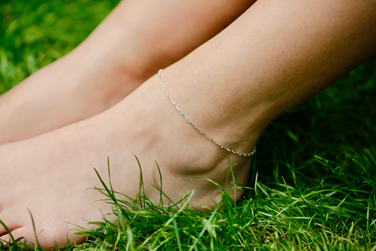Dainty Paperclip Chain Anklet. Simple, Minimalist Sterling Silver Ankle Chain. Layering Anklet, Perfect Summer Jewelry. Waterproof Anklet