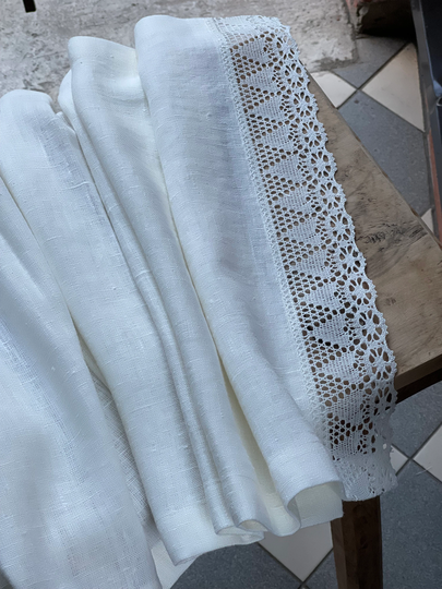 White Linen Table Runner With White Lace, Natural Runner, Vintage Laced, Linen Floral-Sun Ornament Lace