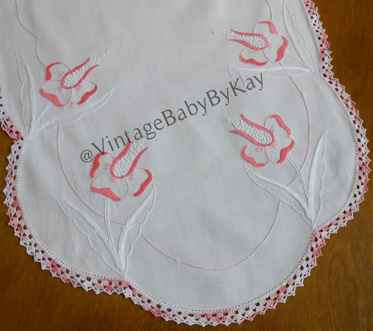 Bright Pink Floral Table Runner Hand Embroidery With Crochet Trim, Spring Color 17.5" X 35" Vintage Party Holiday Linens