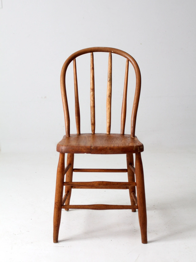 Antique Spindle Back Chair, Farmhouse Bow Windsor Chair