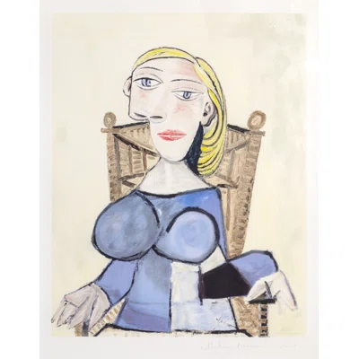 Femme Blonde Au Fauteuil D''osier