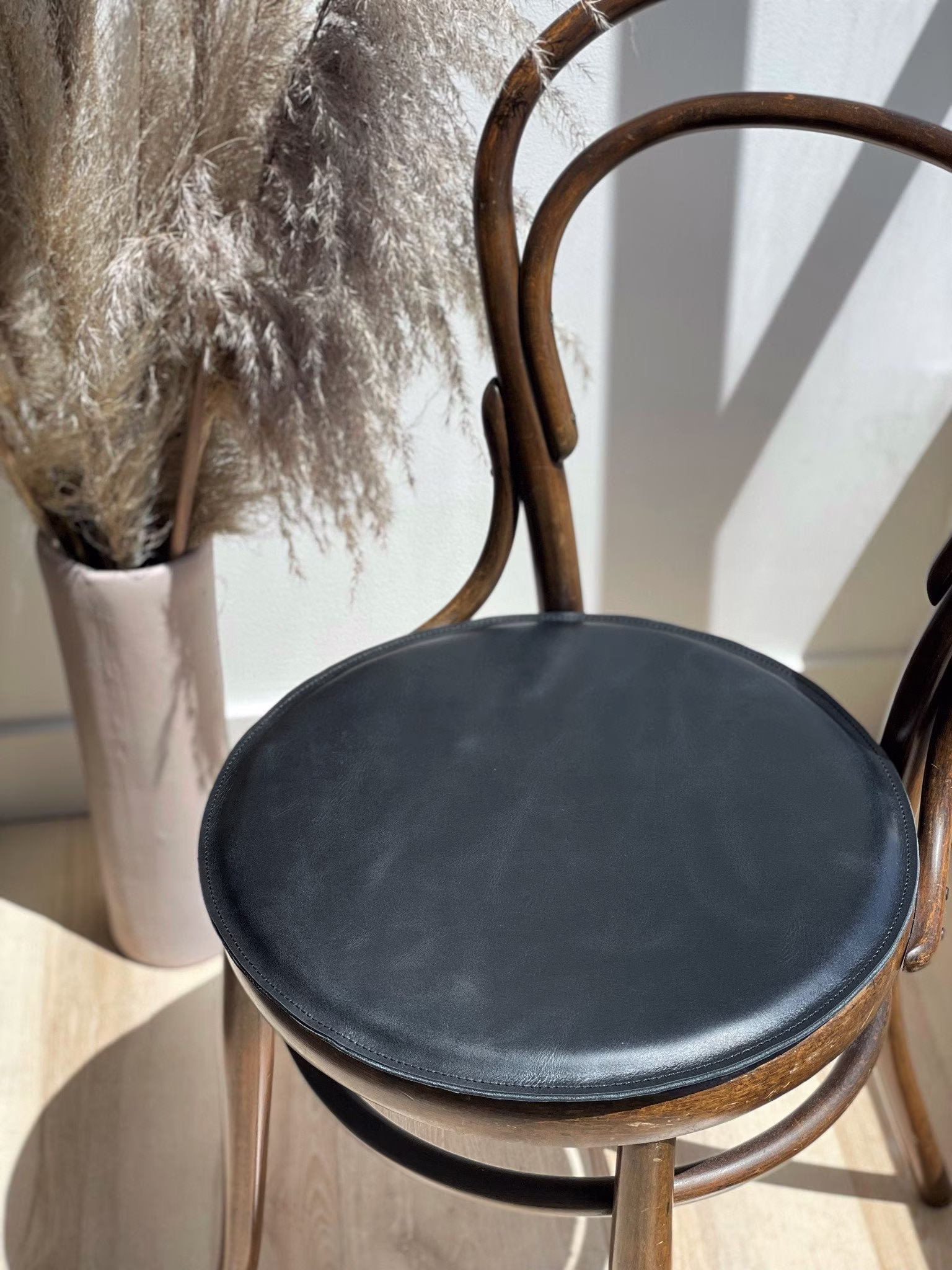 Black Round Leather Cushion, Dining Seat Chair Paid Pads, Dine Cushion