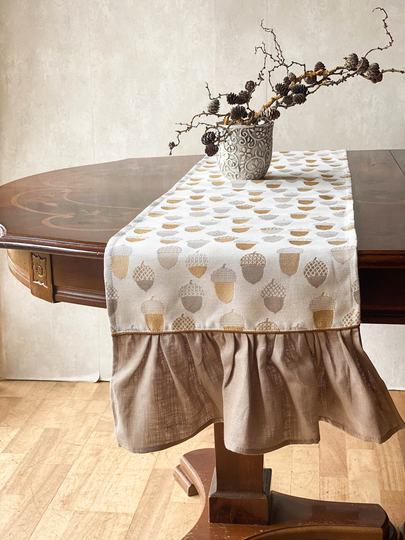 Golden Acorn Table Runner With Linen Ruffles - Gold Christmas Table Runner, Entrance Decor, White Winter Home Decor