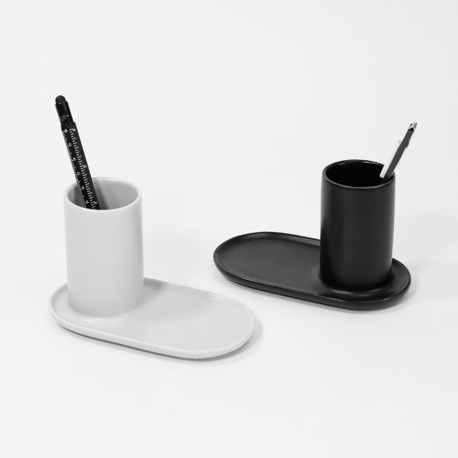 Minimalist Ceramic Pencil Cup/Pen & Brush Holder/ Office Desk Organizer Toothbrush Holder Modern Decor