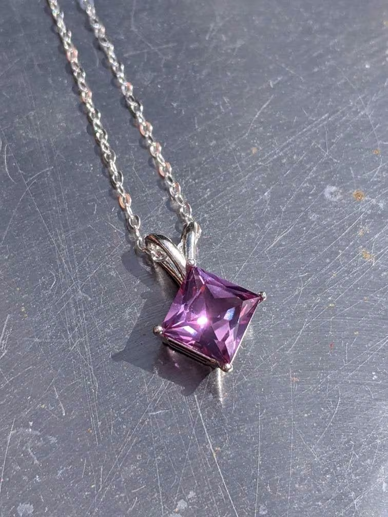 Real Color Changing Alexandrite Pendant Silver Or Solid Gold 8mm Princess Cut 3Ct Necklace Womens Birthday Gift Free Shipping