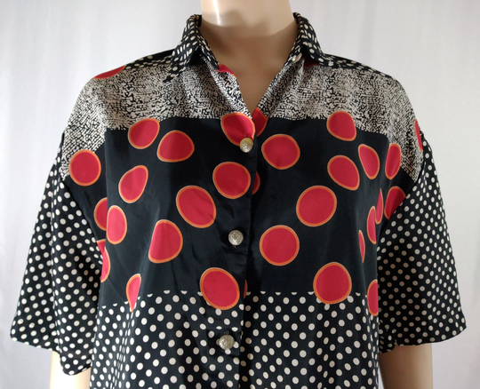 80's Women's Shirt Colorful Polka Dot Pattern Mix Short Sleeve Tiny Collar Satiny Fabric Excellent Condition Vintage By Sunset Blues Size L