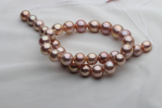 Large Natural Metallic Color Freshwater Nucleated Pearl String, Eke035
