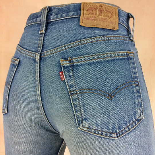 Size 28 Vintage Levis 501 Women's Distressed Cropped Jeans Light Wash Mom Fit Mid Rise 80S Boyfriends Made in Usa, 28"W