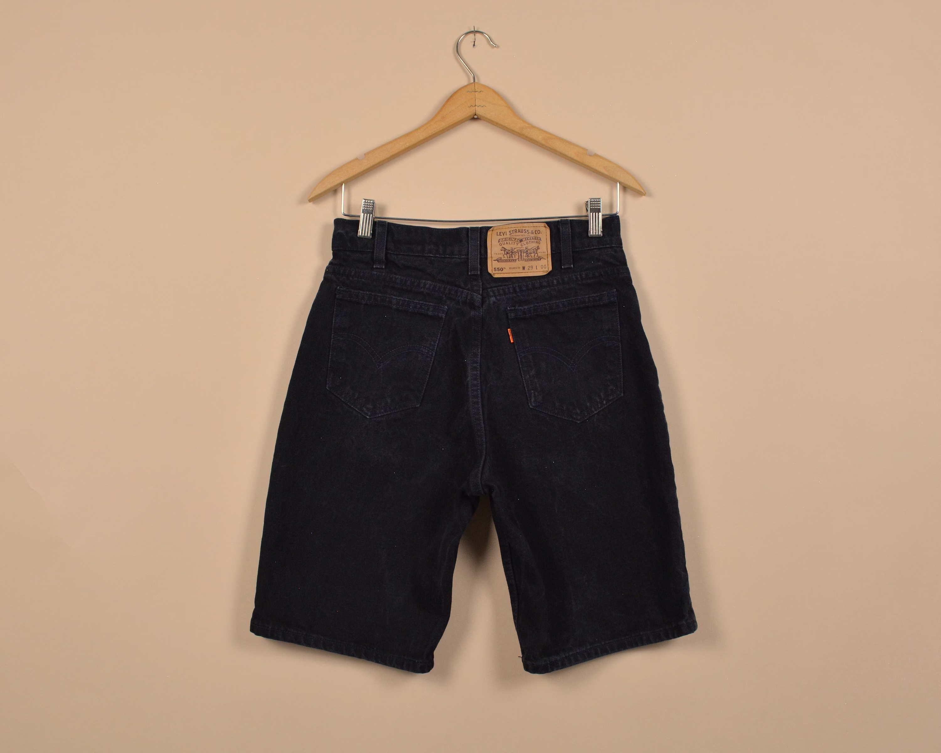 Levi's 550 Orange Tab Long Black Shorts
