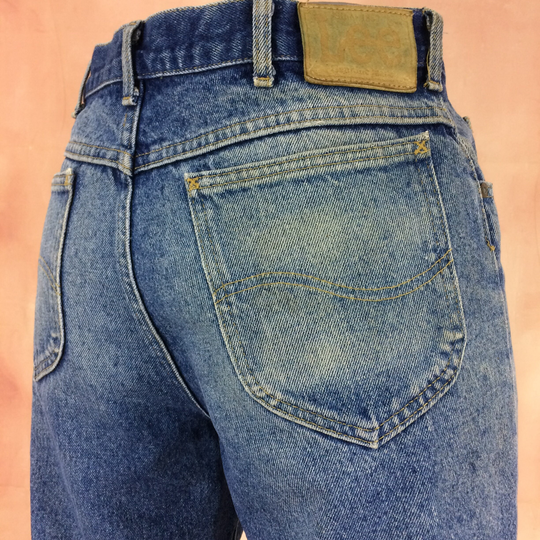Sz 33 Lee Vintage Jeans W33 L33 High Waisted 90's Faded Ripped Western Girlfriends Mom Classic Boyfriends Made in Usa