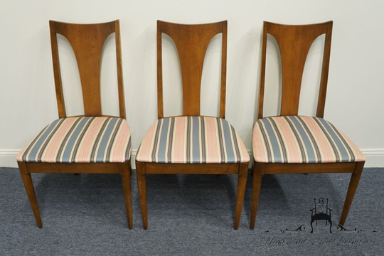 Set Of 3 Broyhill Lenoir Mid Century Modern Splat Back Dining Side Chairs