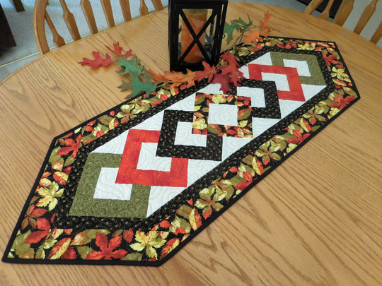 Quilted Table Runner, Fall Leaves, Autumn Harvest, Home Decor