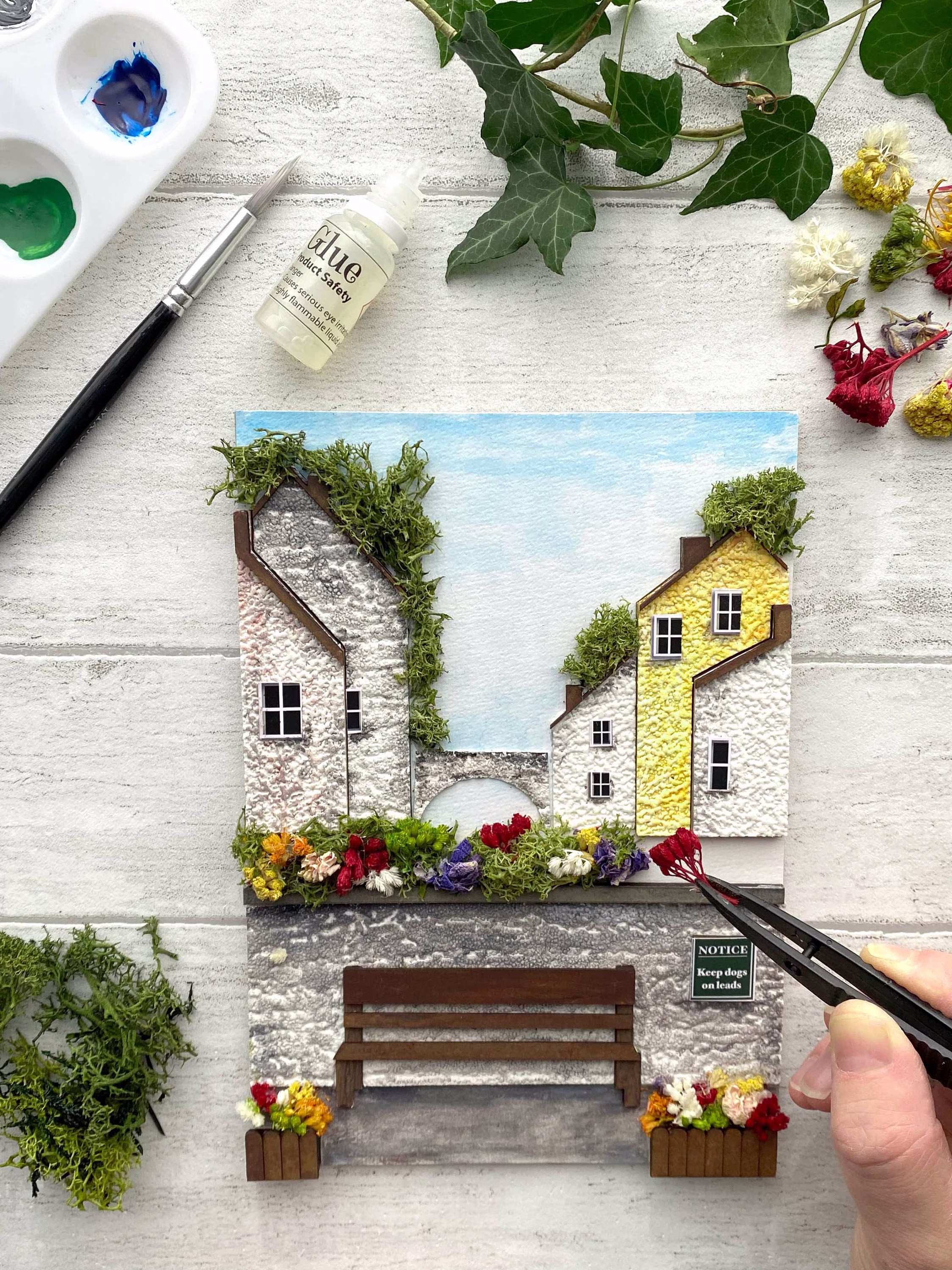Little Bridge Craft Kit - All in One Diy Crafting With Paints, Glue, Dried Flowers & Tools Art