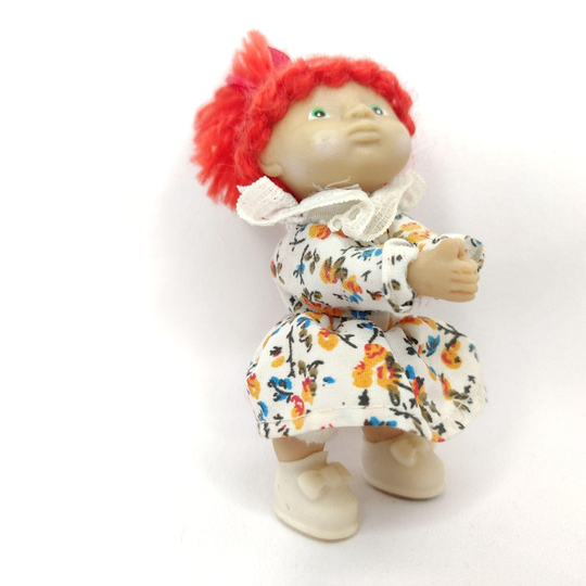 Vintage Cabbage Patch Kid Pencil Hugger 3.75" Girl Red Hair Floral Dress
